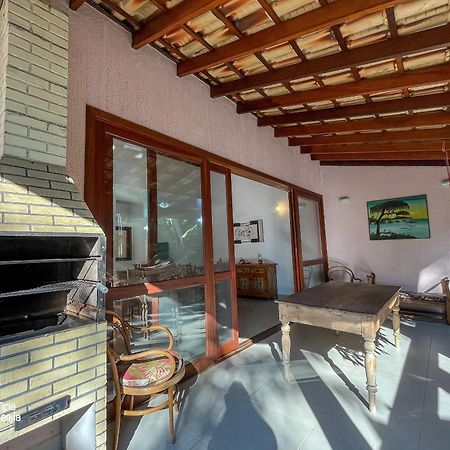 Linda Casa Com Varanda Gourmet Em Condominio 伊利亚贝拉 外观 照片
