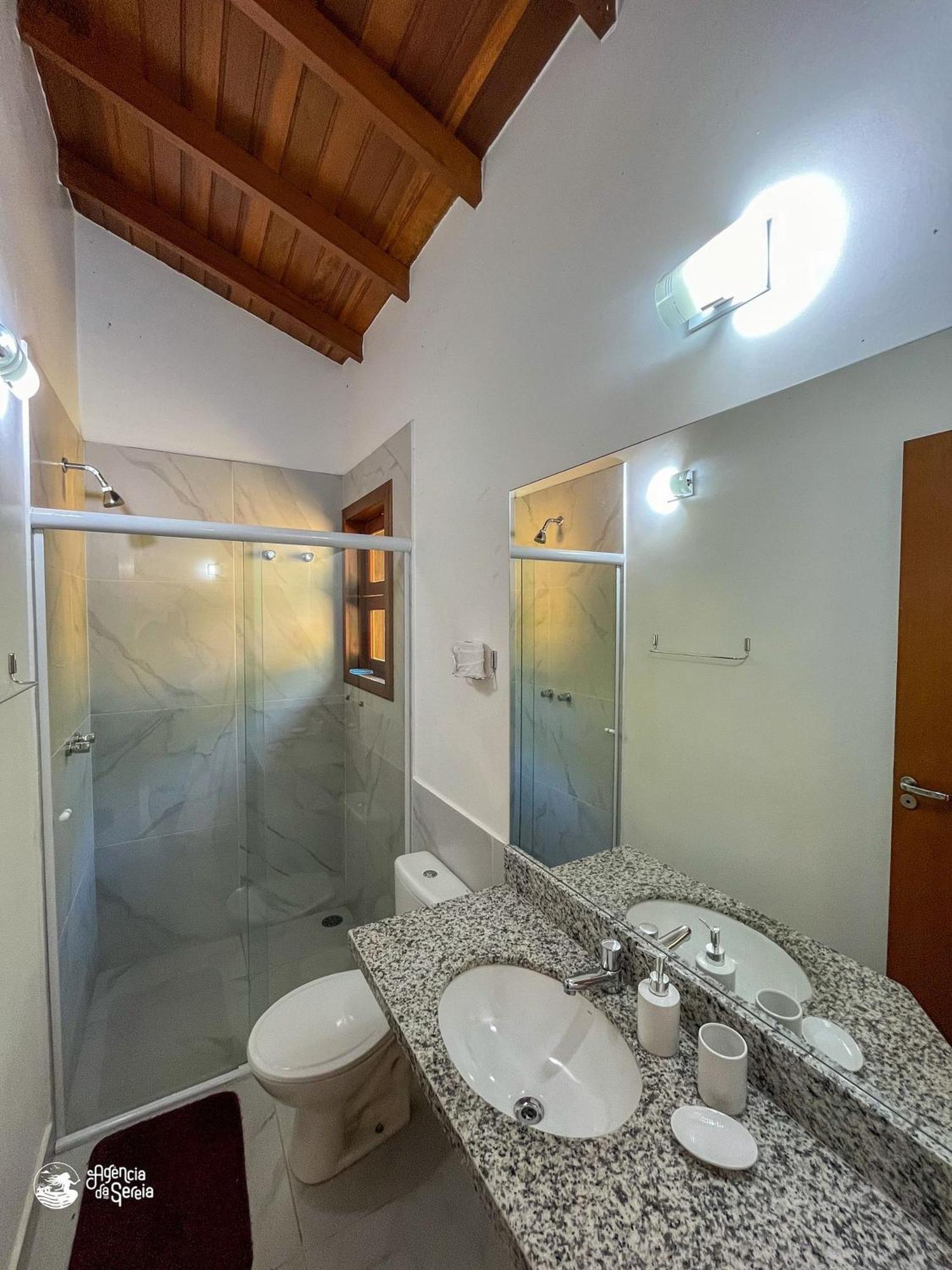 Linda Casa Com Varanda Gourmet Em Condominio 伊利亚贝拉 外观 照片