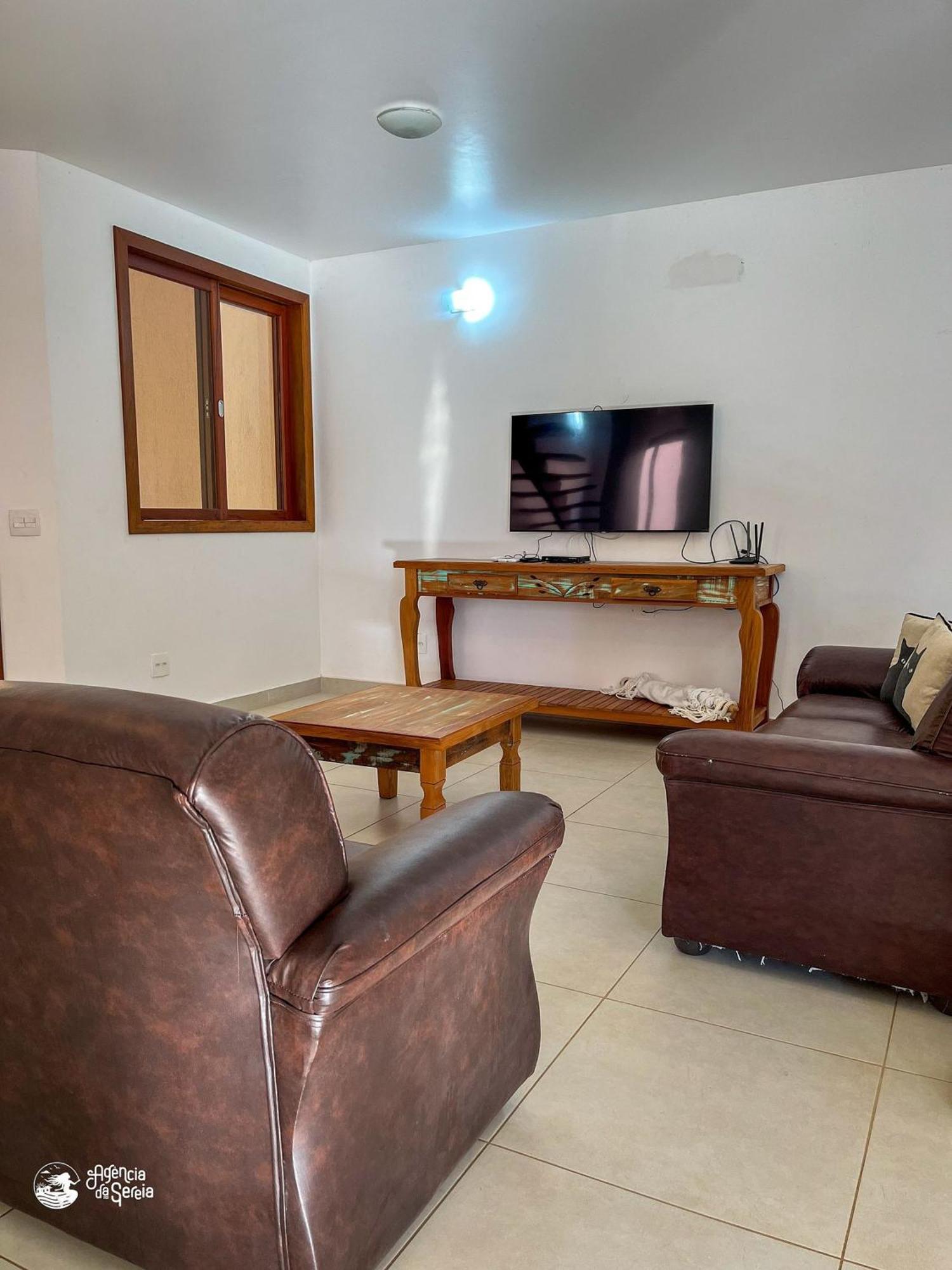 Linda Casa Com Varanda Gourmet Em Condominio 伊利亚贝拉 外观 照片