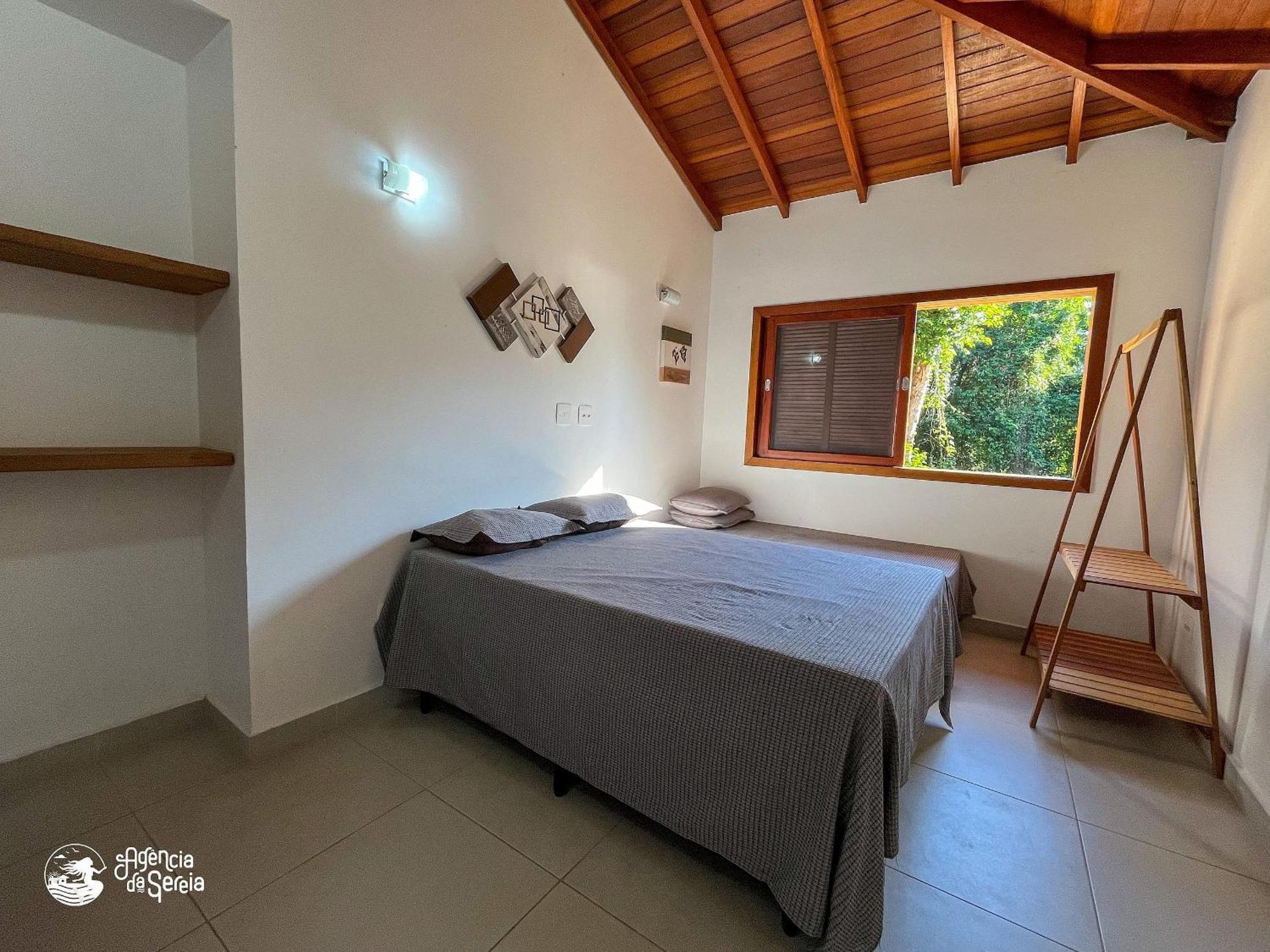Linda Casa Com Varanda Gourmet Em Condominio 伊利亚贝拉 外观 照片