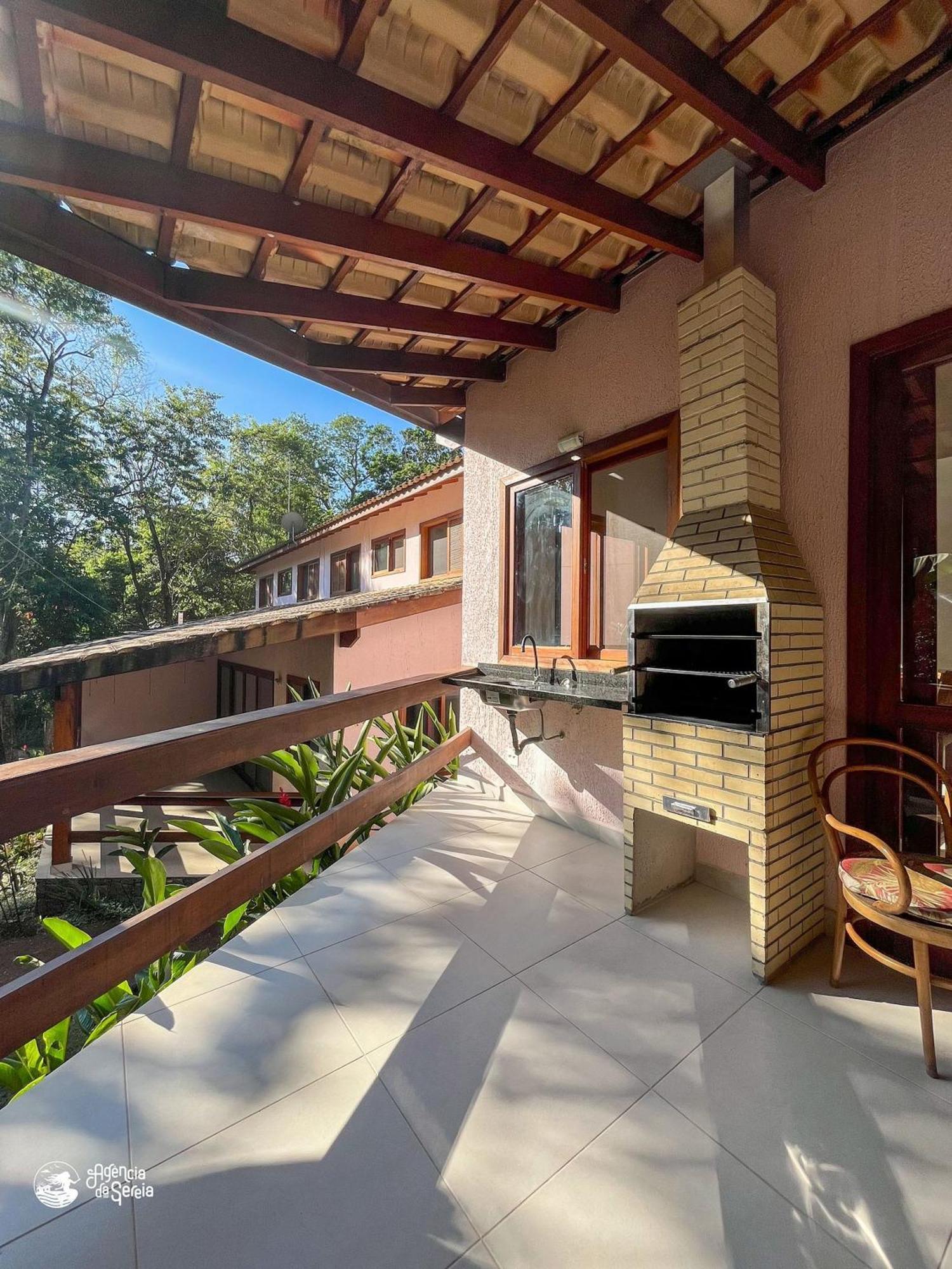 Linda Casa Com Varanda Gourmet Em Condominio 伊利亚贝拉 外观 照片