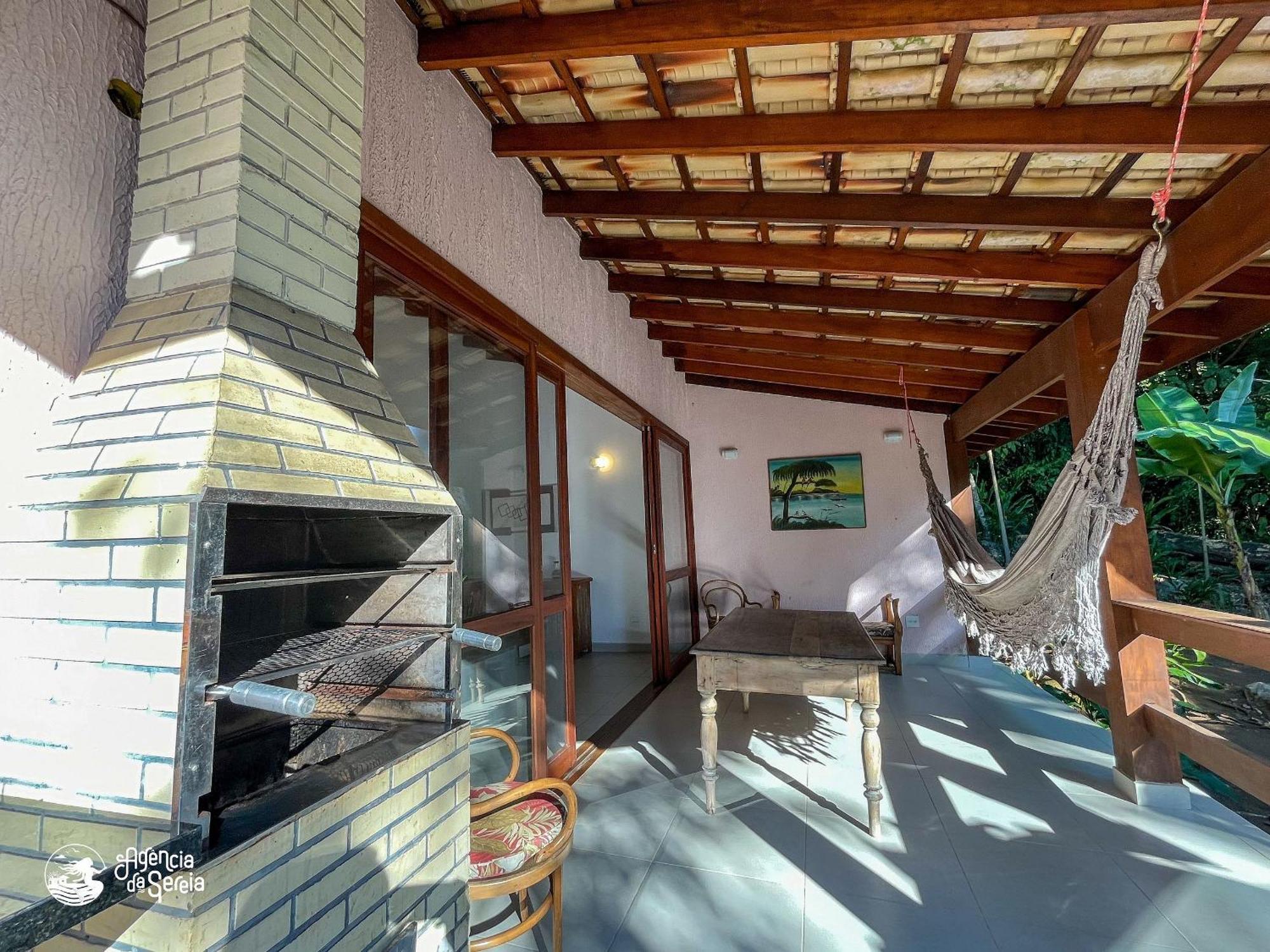 Linda Casa Com Varanda Gourmet Em Condominio 伊利亚贝拉 外观 照片