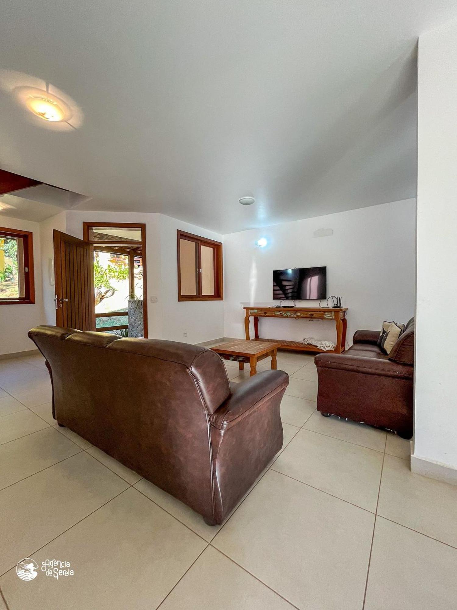 Linda Casa Com Varanda Gourmet Em Condominio 伊利亚贝拉 外观 照片